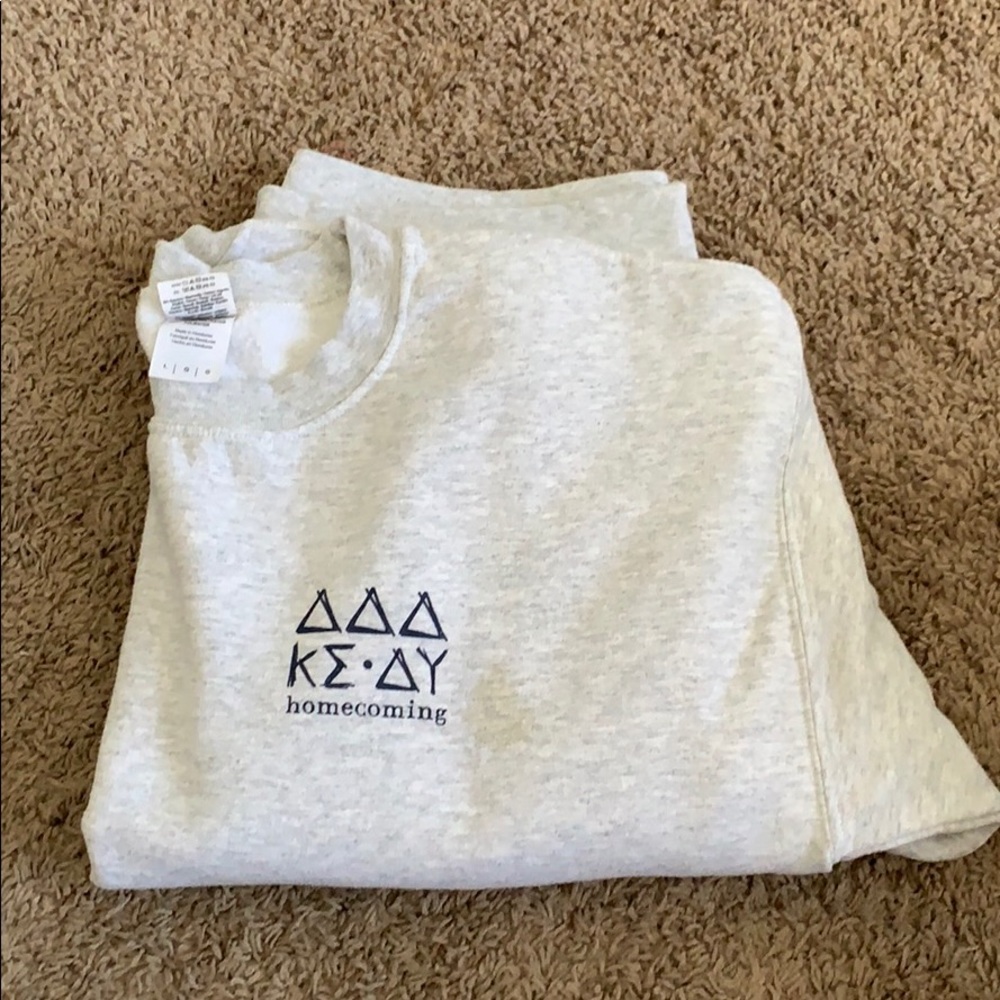 TRI DELTA SWEATSHIRT